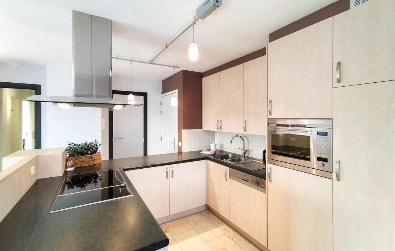 Nice Apartment In Bredene With Kitchen Экстерьер фото