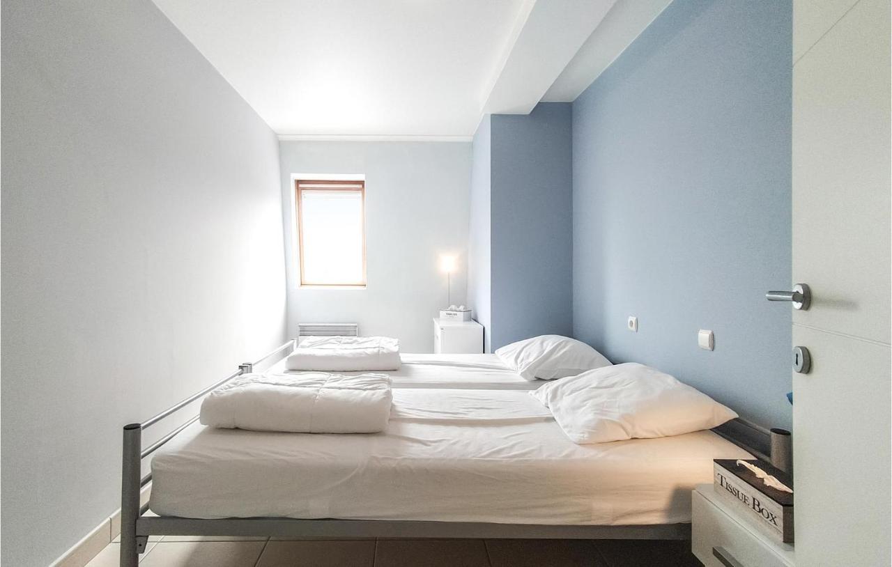 Nice Apartment In Bredene With Kitchen Экстерьер фото